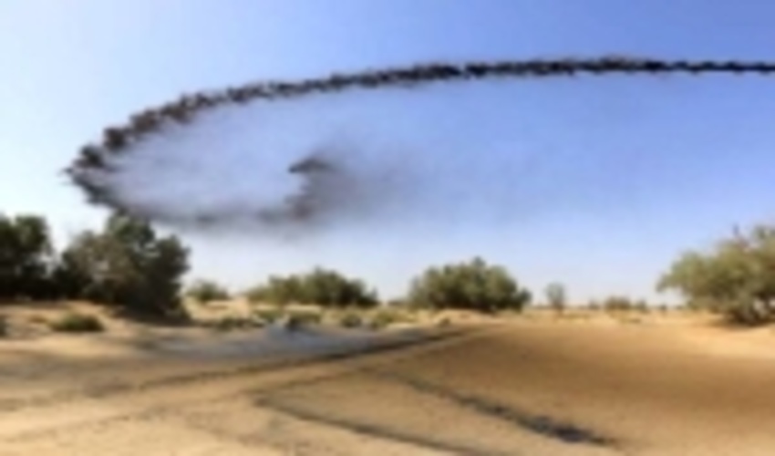 2هزار هکتار ماسه های روان جنوب کرمان مالچ پاشی می شود 