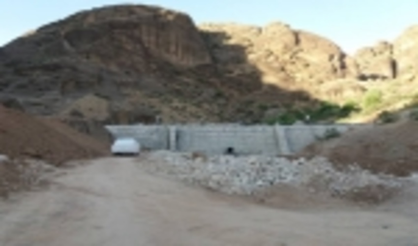 شروع عملیات آبخیزداری در حوزه شمال شهر خرم آباد