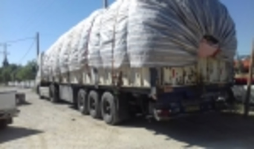 توقیف یک دستگاه تریلر حامل ریشه شیرین بیان غیر مجاز در شهرستان آباده