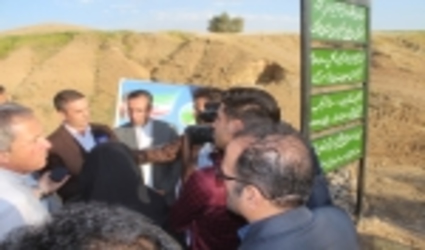 طرح آبخیزداری همزمان با هفته دولت در استان مرکزی بهره برداری شد