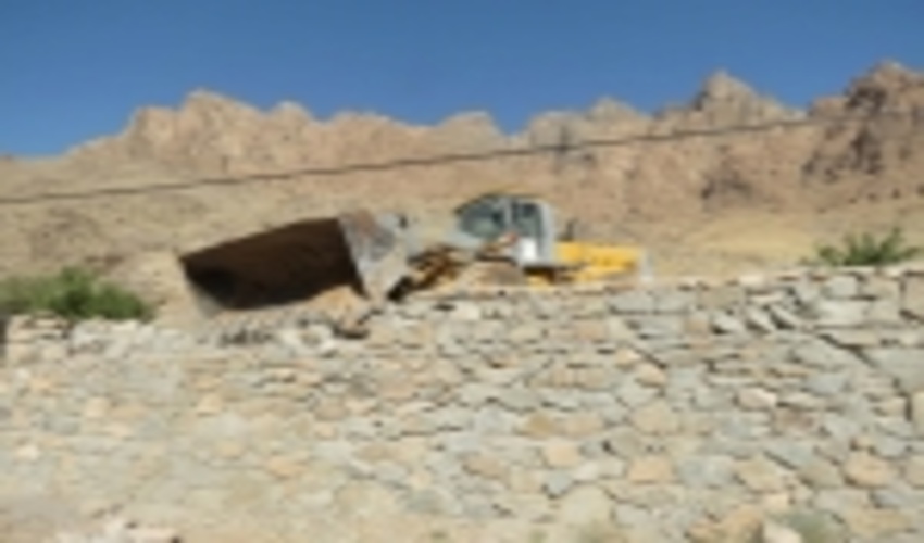 رفع تصرف اراضی ملی در روستای گل افشان مهریز