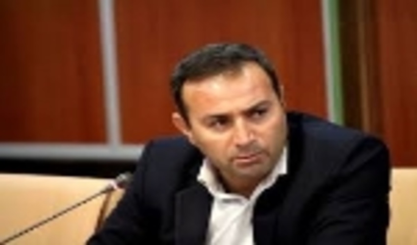 فرماندار دهلران: اقدامات منابع طبیعی روند بیابان زایی را در این شهرستان کند کرده است