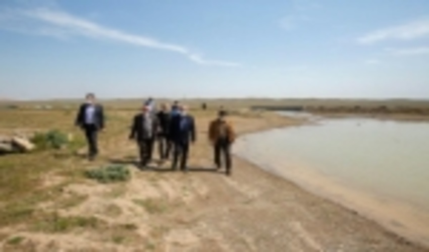 استاندار قم از پروژه‌های آبخیزداری پردیسان و کهک بازدید کرد