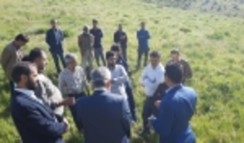  بازدید مسئولان کشوری و استانی از گیاهان دارویی سد تنگ سرخ