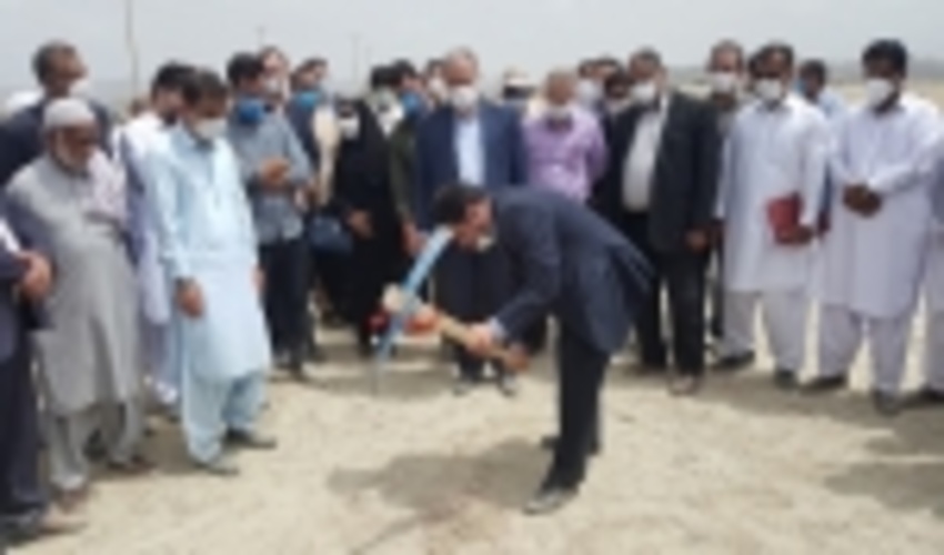 آغاز عملیات مکانیکی جلوگیری از گسترش گالی‌ها در چابهار