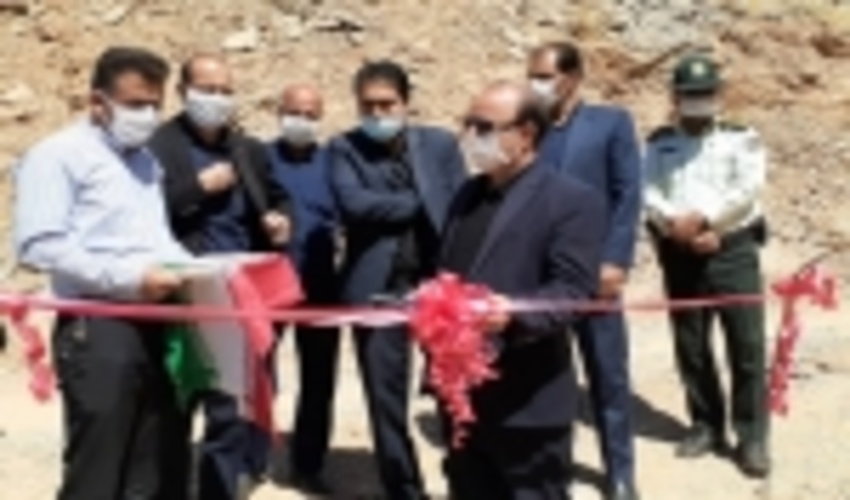 بهره برداری از چهار طرح آبخیزداری و جنگل‌کاری در شهرستان شازند