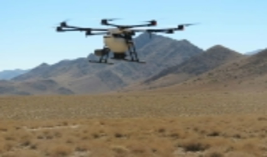 بذرپاشي آزمايشي با استفاده از پهباد در مراتع شهرستان مهريز انجام شد