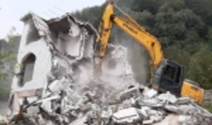 رفع تصرف ۲۳ هزار مترمربعی اراضی ملی و جنگلی رودسر