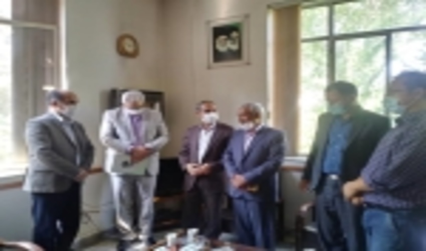 همدان/انعقاد تفاهمنامه نگهداری جنگلکاری 40 هکتاری رضی الدین تویسرکان با شهرداری 