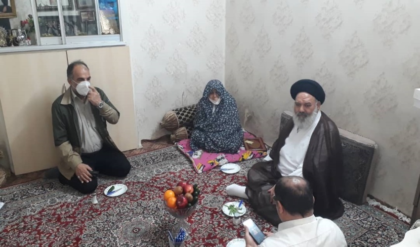 دیدار با خانواده شهید جهادگر و سنگرساز بی سنگر