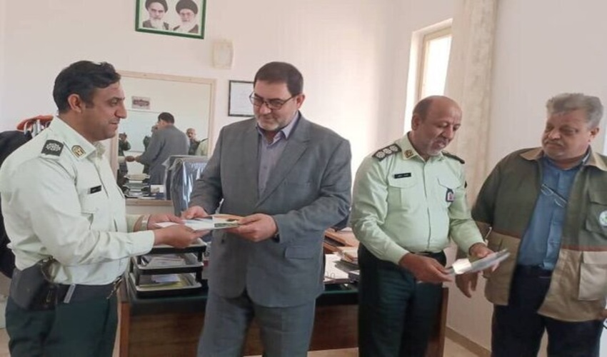 مدیرکل منابع طبیعی استان سمنان: 33 محموله چوب و زغال تاغ در شاهرود کشف شد