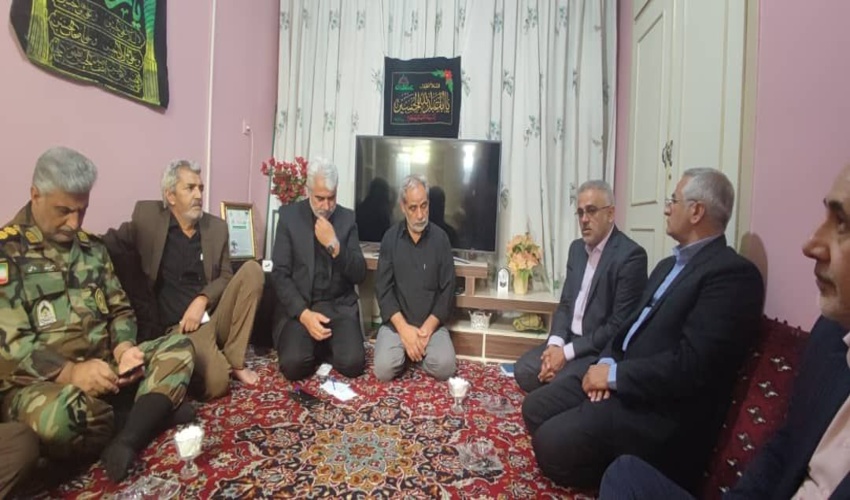 دیدار مسئول اول منابع طبیعی کشور با خانواده جنگلبان شهید غلامی 