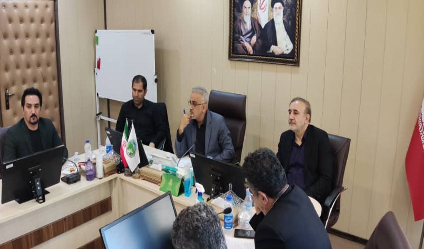 نشست سرپرست سازمان منابع طبیعی با نمایندگان تعاونی ها و انجمن صنفی مرتعداران 