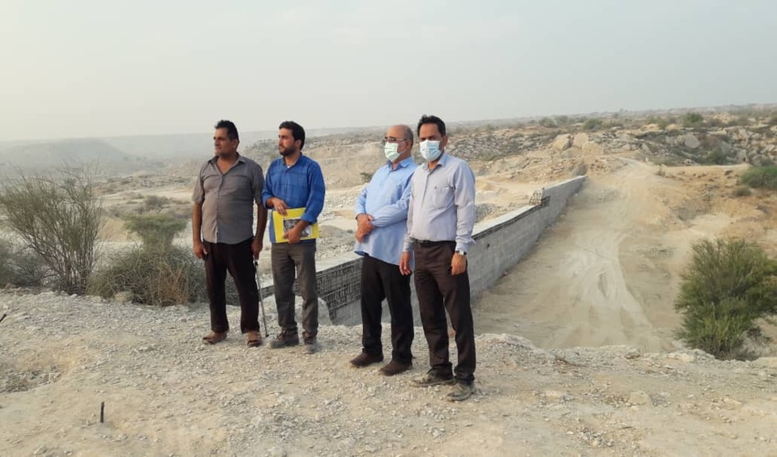 بازدید مدیرکل منابع طبیعی و آبخیزداری استان هرمزگان از شهرستان پارسیان