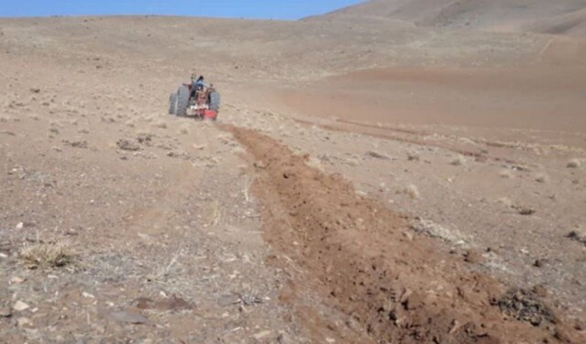 همدان/ اجرای 50 هکتار عملیات کنتور فارو در مراتع گنبدان