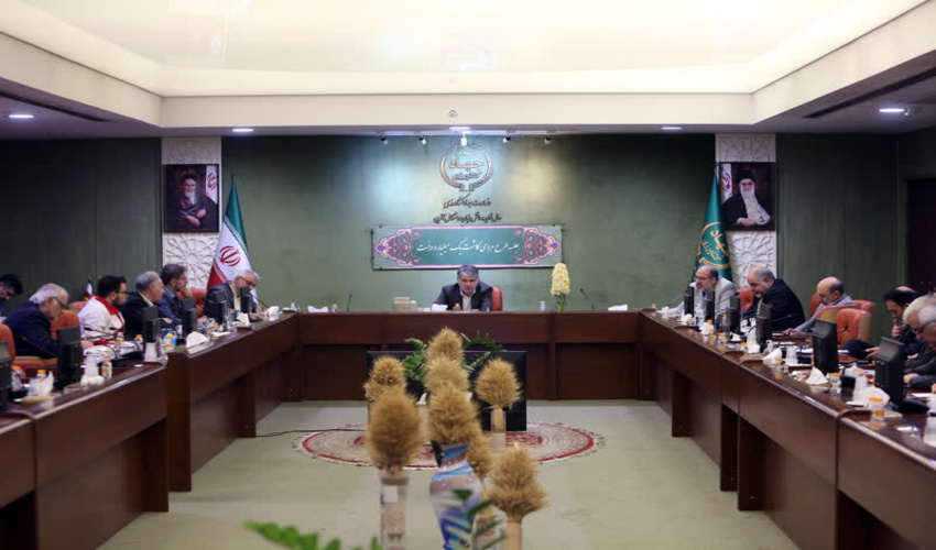 ساداتی‌نژاد تصریح کرد: استفاده از ظرفیت‌های مردمی در طرح کاشت یک میلیارد درخت