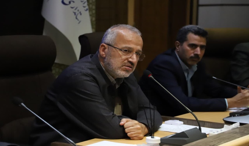 استاندار قم؛ باید از همه ظرفیت های استان برای کنترل کانون های اصلی تولید گردوغبار در قم استفاده شود