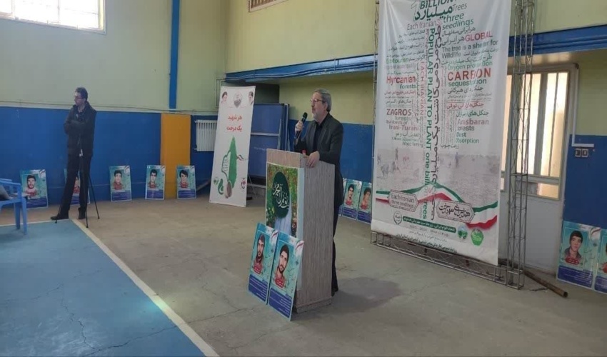 آغاز طرح مردمی کاشت یک میلیارد درخت همزمان با سراسر کشور در استان قزوین 