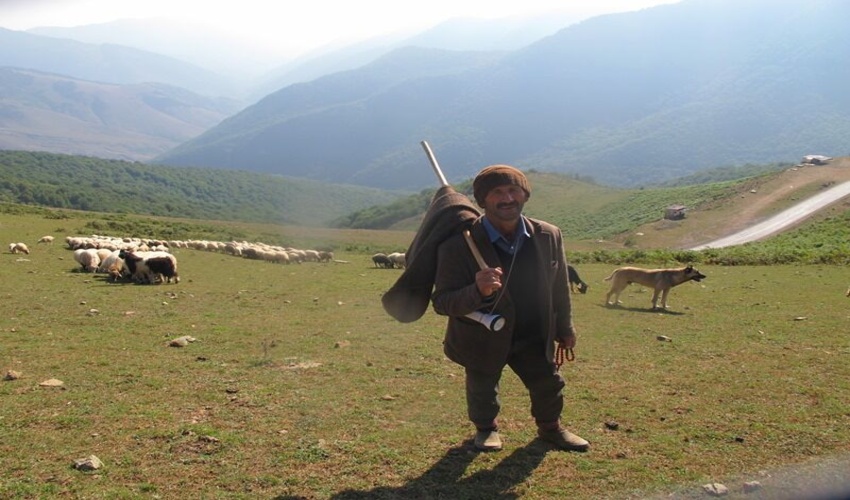 حفظ معیشت‌ جوامع عشایری مستلزم توجه ویژه به مراتع است