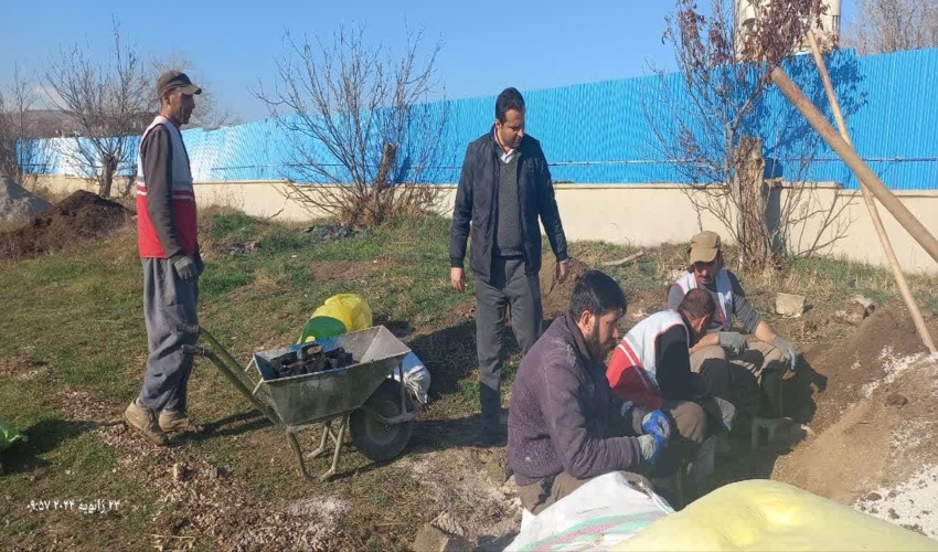 کرمانشاه/ نیاز مبرم طرح کاشت یک میلیارد درخت، به بهره گیری از ظرفیت سازمان های مردم نهاد