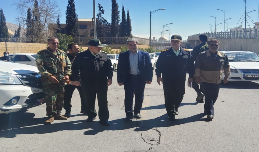 رژه بزرگ خودرويي حافظین عرصه های منابع طبیعی فارس برگزار شد