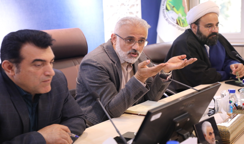 نشست هم اندیشی انجمن علمی جنگلبانی ایران با رییس سازمان منابع طبیعی 