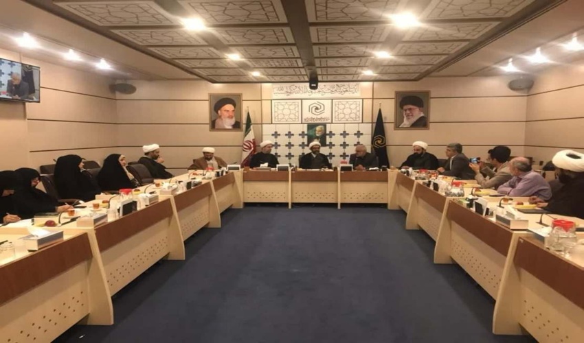 گزارش تصویری/ نشست رئیس سازمان منابع طبیعی با مدیریت حوزه های علمیه خواهران 