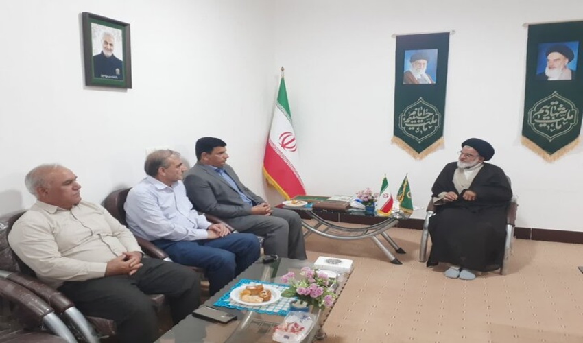 ایلام/ امام جمعه دهلران: کاشت نهال متناسب با آب هوای شهرستان دهلران باشد