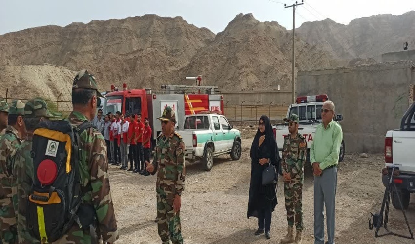 برگزاری مانور اطفاء حریق در شهرستان تنگستان استان بوشهر