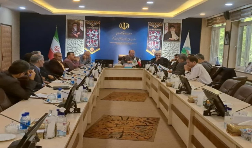 ارباب رجوع برای دریافت خدمات از سازمان  نباید متحمل هزینه اضافی شوند