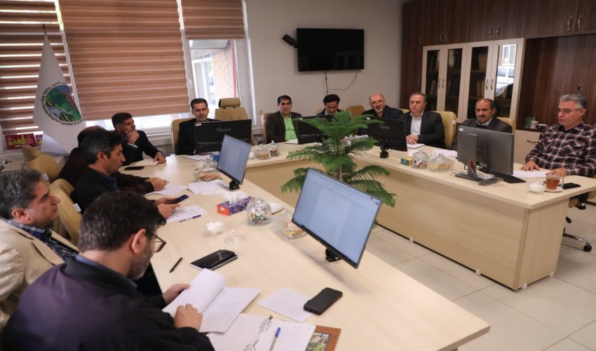 بررسی چارچوب های پیشنهادی همایش مدیریت پایدار جنگل های زاگرس 