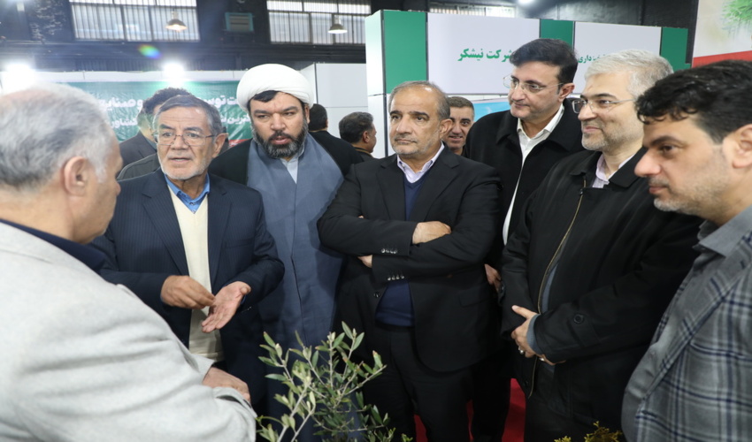گزارش تصویری/ بازدید نمایندگان عضو کمیسیون کشاورزی، آب و منابع طبیعی مجلس از نمایشگاه توانمندی های سازمان منابع طبیعی