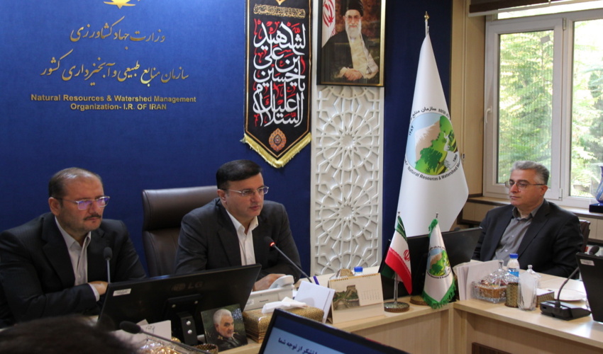 جلسه تبیین سیاست های معاونت آبخیزداری، مراتع و امور بیابان 