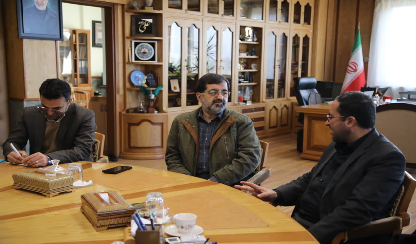 عدم مدیریت عرصه‌های بیابانی قم چالش آفرین خواهد بود / تلاش برای زیرساخت‌‌سازی زراعت چوب در اراضی بیابانی قم